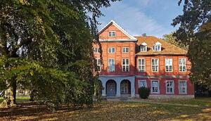 Bild vergrößern: Herrenhaus Sickte