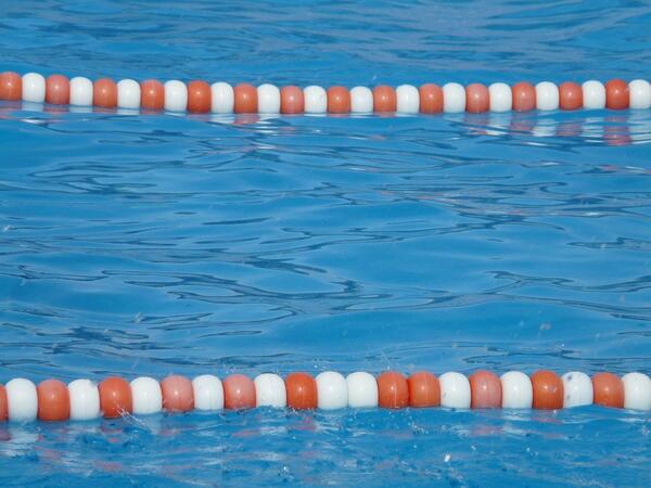 Bild vergrößern: Wasser_Freibad_Sommer